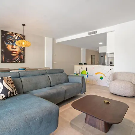 Modern 3br - Garden, Pool Near And Marina *